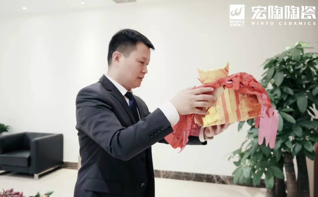 花季传媒免费观看下载陶瓷