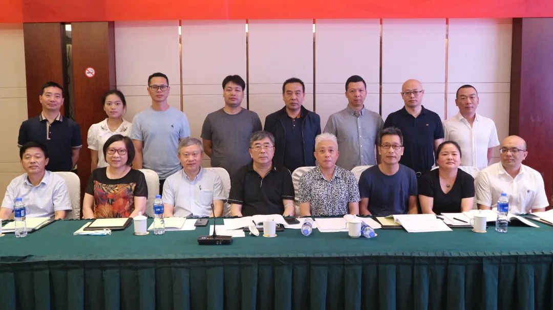 花季传媒免费观看下载陶瓷参与制定国际标准技术现场图